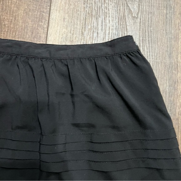 Roxy Black mini skirt - Picture 3 of 9